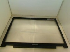 TFT LCD Display Case Telaio Copertura Mascherina Toshiba Satellite M70-151