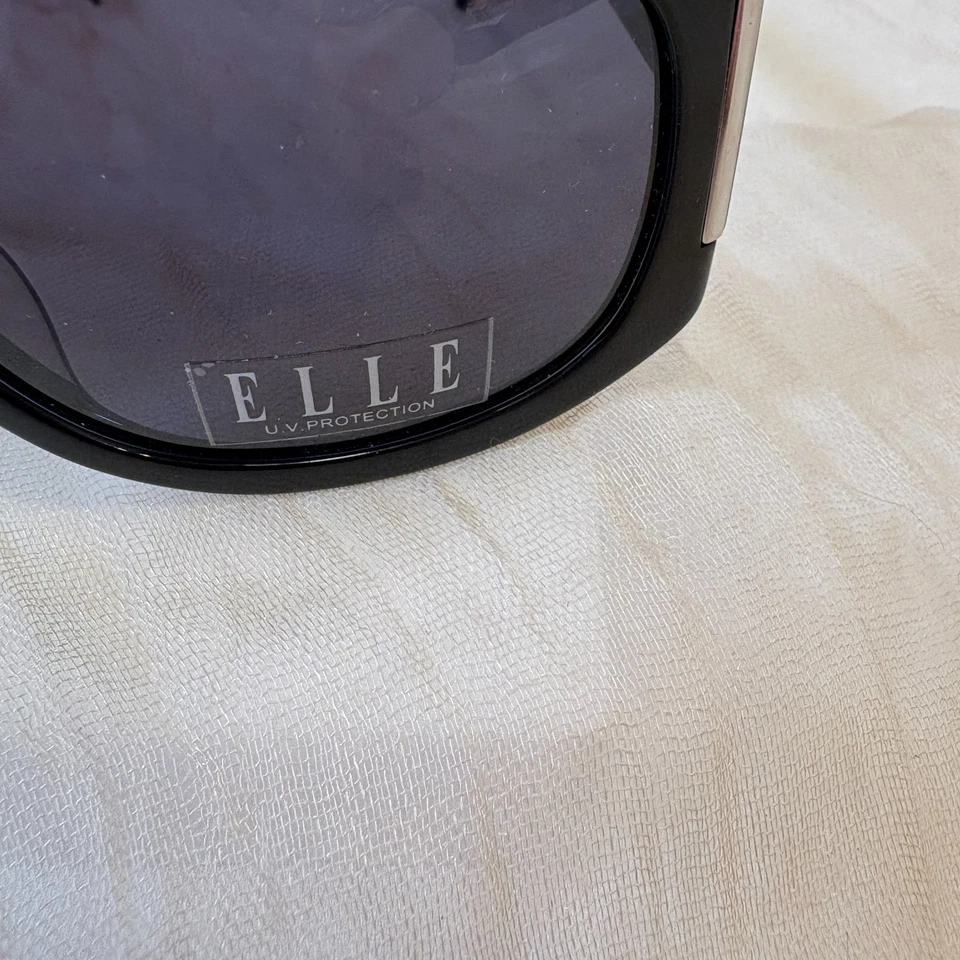 NUEVO ELLE EL 18865 COLOR-BK NEGRO/BLANCO AUTÉNTICO GAFAS DE SOL CON MARCO 56-19 Foto 2 de 4