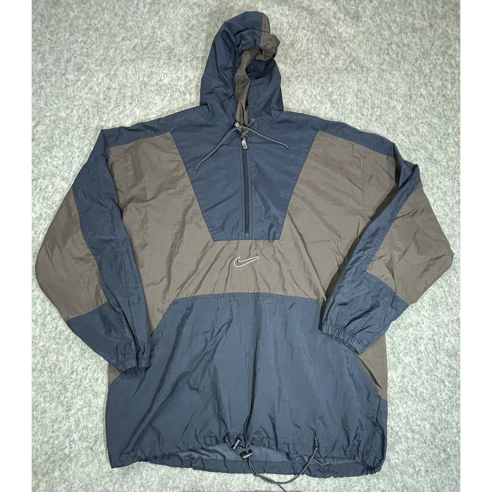 SACAI X NIKE Pullover giacca a vento Nike marrone navy Spellout anni 90 taglia L bianco etichetta centro swoosh