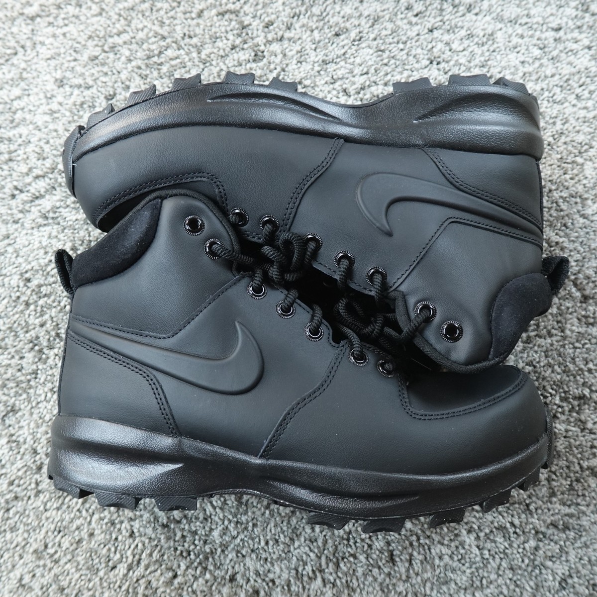 NEW Nike Shoes Mens 9.5 Triple Black Manoa Leather Boots Tactical