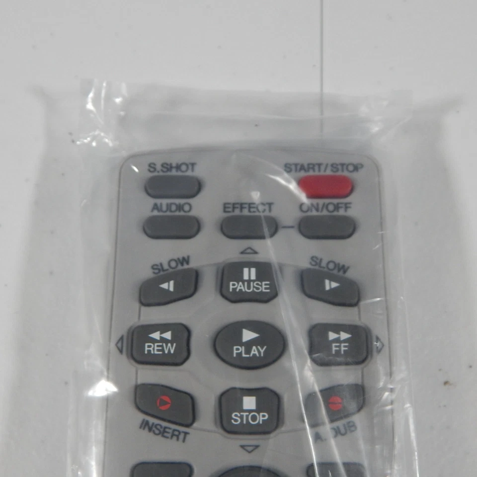 Genuine JVC RM-V718U Remote Control GR-D93 GR-D73 Video Camera - OEM - Image 3 of 4