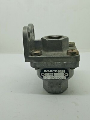 Wabco 4342021000 Pneumatic Quick Release Valve ND10 M22x1.5 Ports 0.3-15 Bar 
