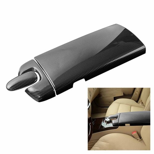 Lana Rhoades Pappaufsteller Lebensgroß - Black Dress Motiv Für Partys & Events