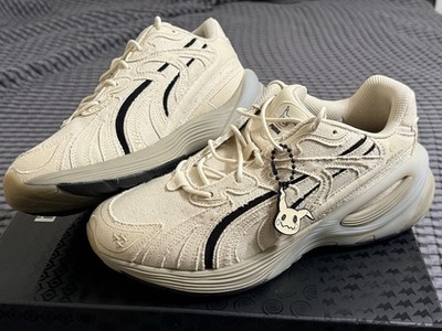 Pokemon X PUMA - Inverse Mimikyu - Sz 10