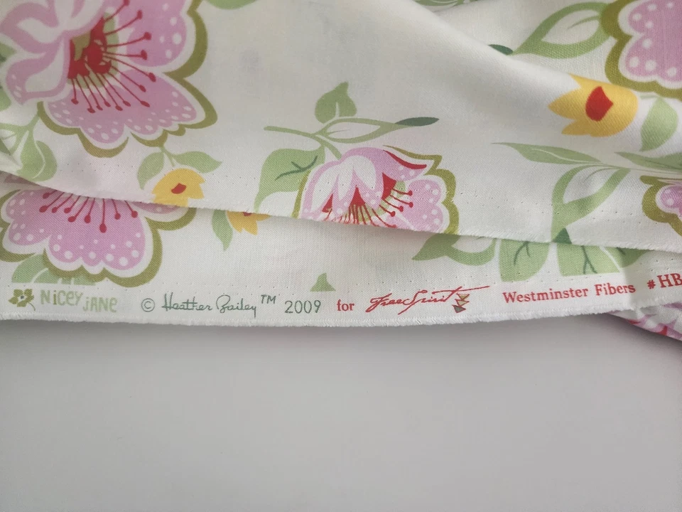 Fabric- Nicey Jane-35"x44", Heather Bailey, Church Flowers HB20, 2009 - Image 4 of 4