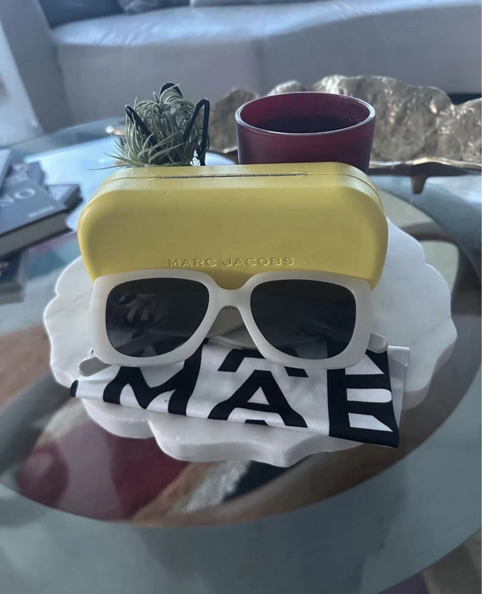 Marc Jacobs White Square Logo Sunglasses NWT Marc Jacobs White Sunglasses – Luxury Discoveries main image 3