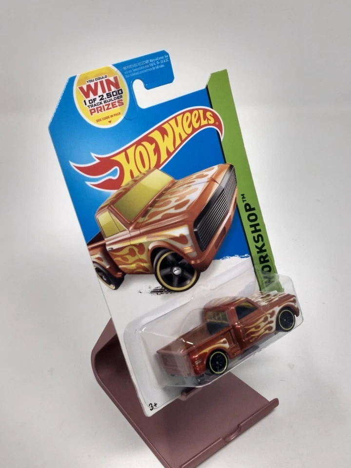 Camioneta Chevy Hot Wheels HW Workshop Custom 69 2012 217/250 Foto 2 de 4