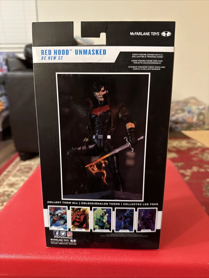 Figura de acción McFarlane DC Multiverse Gold Label nueva 52 Red Hood desenmascarada 7" Foto 2 de 3