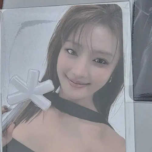 Gidle Minnie Soyeon Photocard Bookmark New Sealed