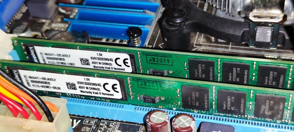 Scheda Madre Pc Combo Desktop Asus Intel Kingston Corsair Radeon Ssd 1333 Ddr3 - Immagine 3 di 4