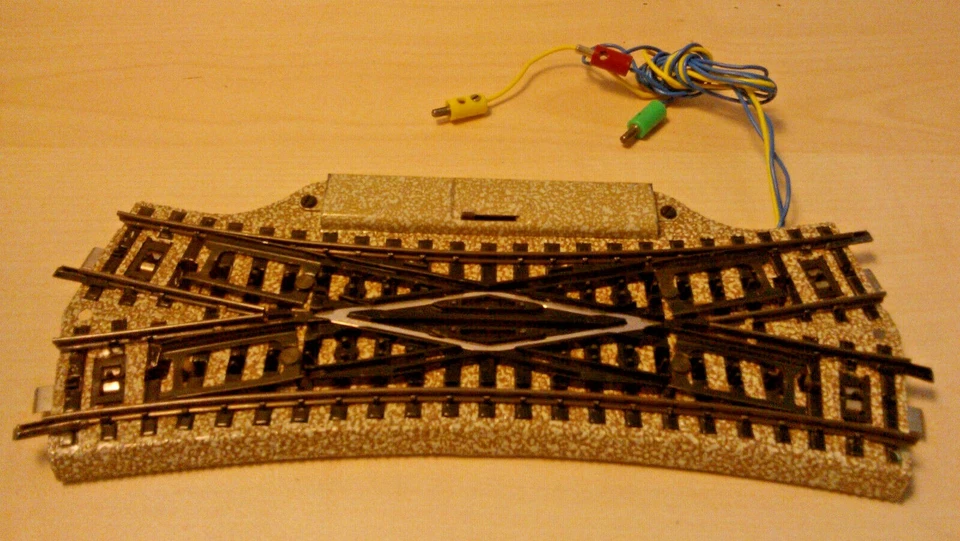 Märklin H0 5207 doppelte Kreuzungsweiche guter getesteter Zustand