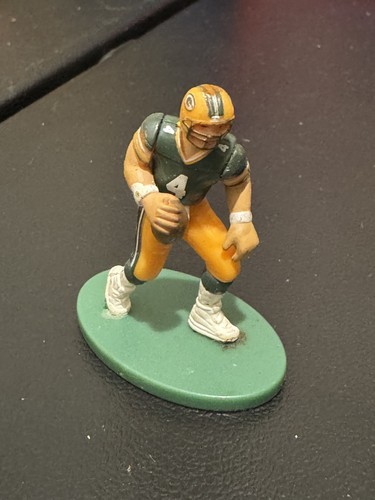 Vintage 1997 Mini NFL Green Bay Packers Brett Farve 4 Miniature Figure