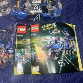 Lego Alien Conquest EARTH DEFENSE HQ Set 7066 Alien Clinger Trooper Minifigs New