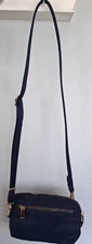 Travelon Bag Nylon crossbody anti theft RFID Protected. Navy Blue.
