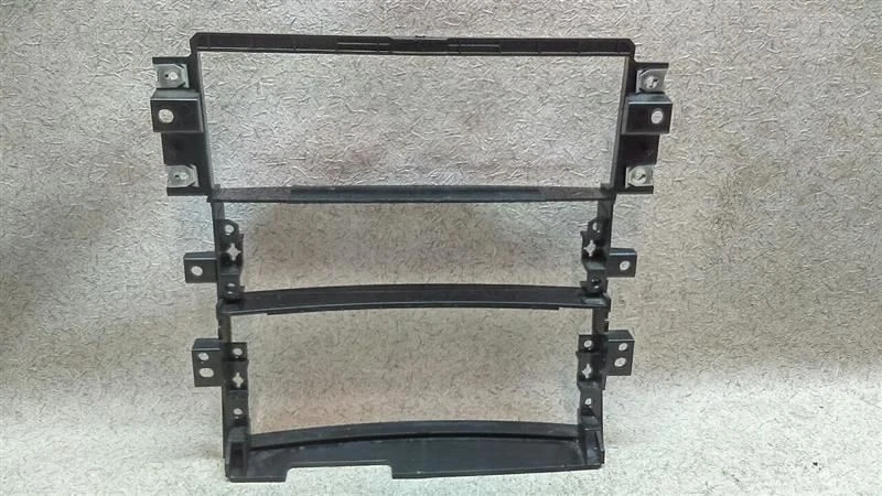 Soporte de montaje de radioclimatizador compatible con KIA SORENTO K72 2003 2004 2005 2006 Foto 4 de 4