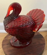 LE Smith Turkey Ruby Red Amberina Glass Covered Candy Dish Footed 7.5" H Nest