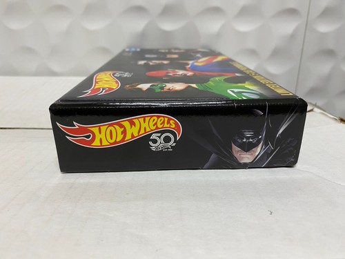 Hot Wheels - Limited Edition 5-Car Premium Set - Alex Ross DC *** SELAED NEW *** - Picture 5 of 8