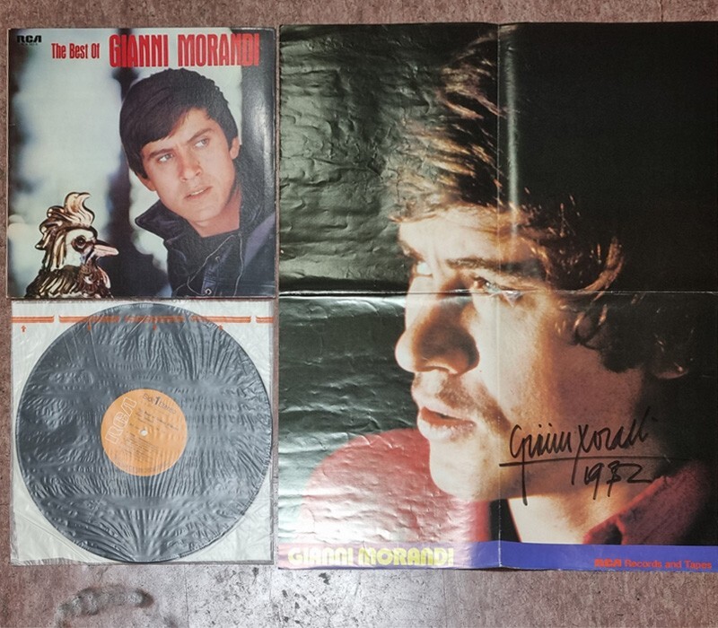 Poster Autographed / GIANNI MORANDI - The Best of [ 1972 JAPAN