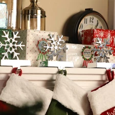 5 Pieces Christmas Stocking Holders Set Snowflake Stocking Hangers 3D Silver Met
