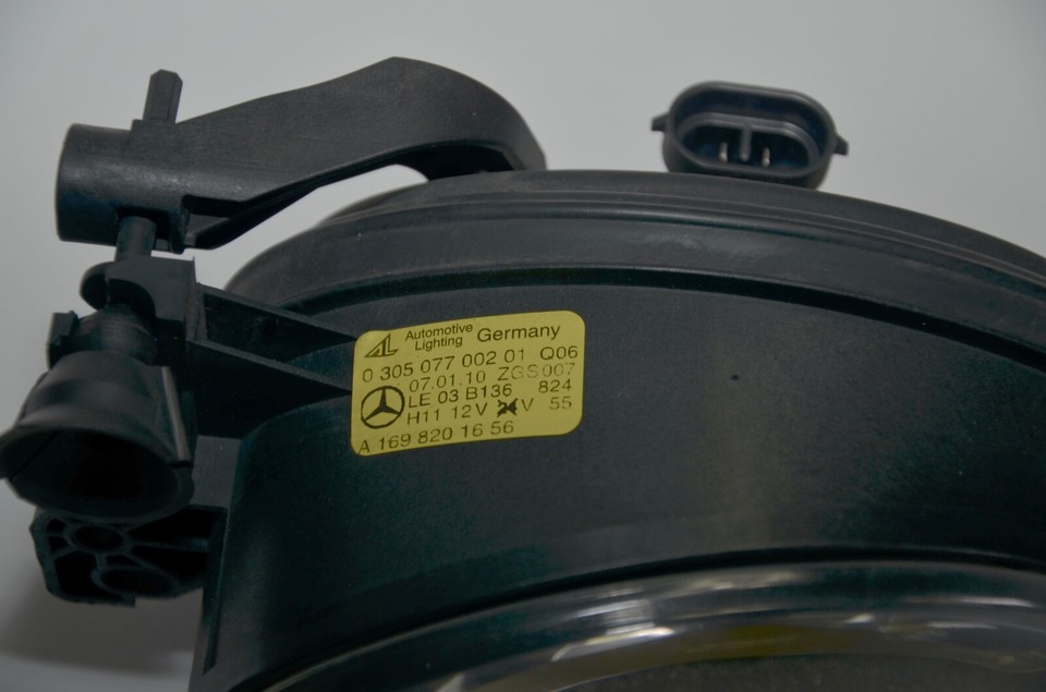 Fog Lights Mercedes W204 W169 W211 Front Right Original A1698201656 eBay