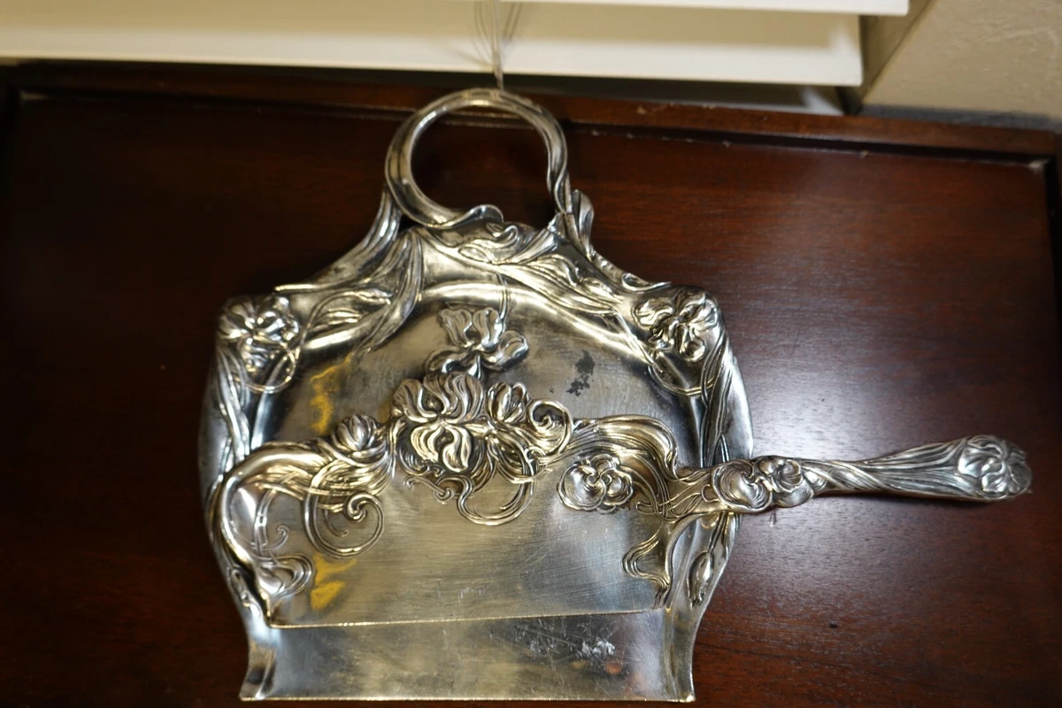 Forbes Silver Co In Antique Us Silver-Plated Platters & Trays for