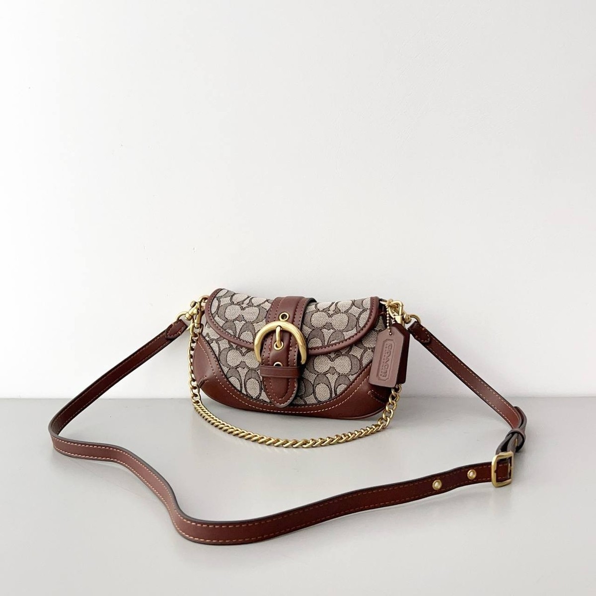 バッグ COACH soho Signature Canvas handBag COACH CAN45 Soho Bag 25 In Signature Jacquard Oak Maple Brass