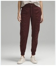 Lululemon Dance Studio Mid-Rise Joggers Full Length Red Merlot Size 6 Pants