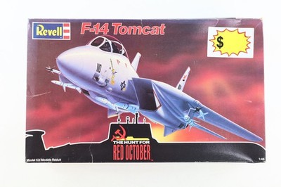Revell 1:48 F-14 Tomcat Hunt For Red October Model Kit