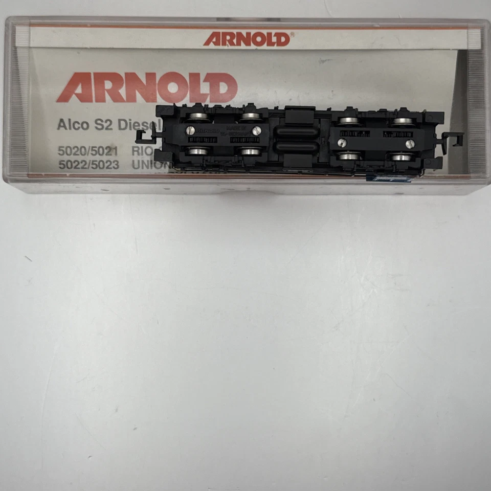 RARE NIB Arnold 5025 Alco S-2 loco Boston & Maine BM #1260 Blue Bird Scheme Cust - Image 4 of 4