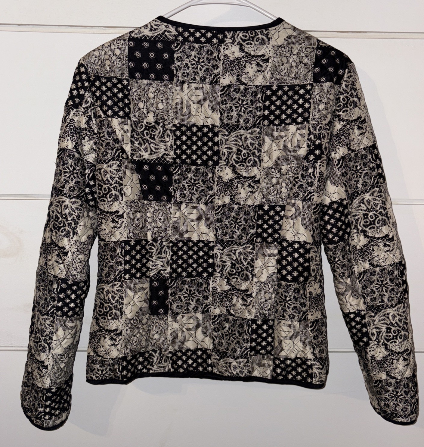 EUC Silkland Patchwork Jacket Small 100% Silk Qui… - image 3