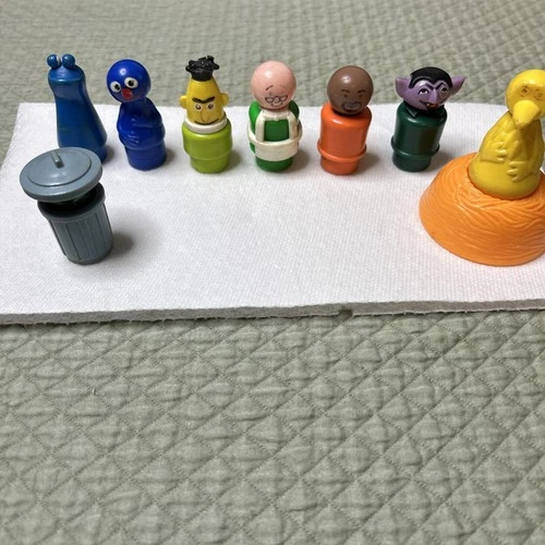 Fisher Price Sesame Street Muppets Little People vintage - Set of 8