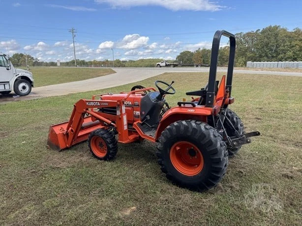 Kubota B2710HSSD 2004 Foto 4 de 4
