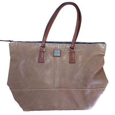 Dooney & Bourke Women s Zip Top Tote Caramel / Brown Leather Shoulder Bag 
