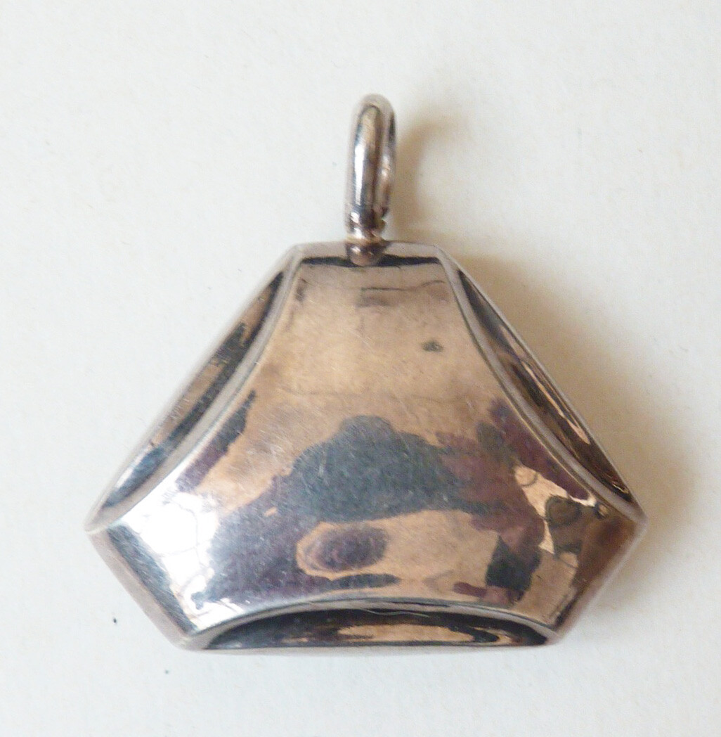 Hochet De Bébé Ancien Art Déco - Argent Massif - Grelot Et Motif Fleurs - Occasion