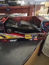 New DC THE BATMAN 1:15 Turbo Boost BATMOBILE RC Car Wheelie Action SPIN MASTER