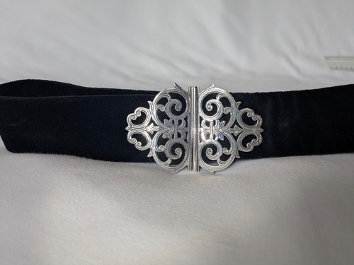 Antique Silver Nurses Belt Buckle Hallmarked 1911, Ornate Openwork, needs repair - Picture 4 of 23