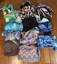 1X Lot Womens Mixed 13 Bathing Suit Pieces Mostly Tankinis 16 Separates Patterns