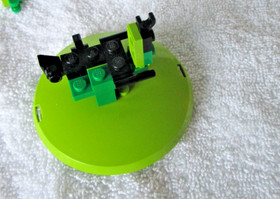 LEGO CREATOR: Dino Pod (4418) - incomplete - for parts only