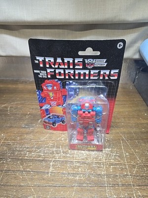 Hasbro Transformers Retro G1 Autobot Gears Action Figure