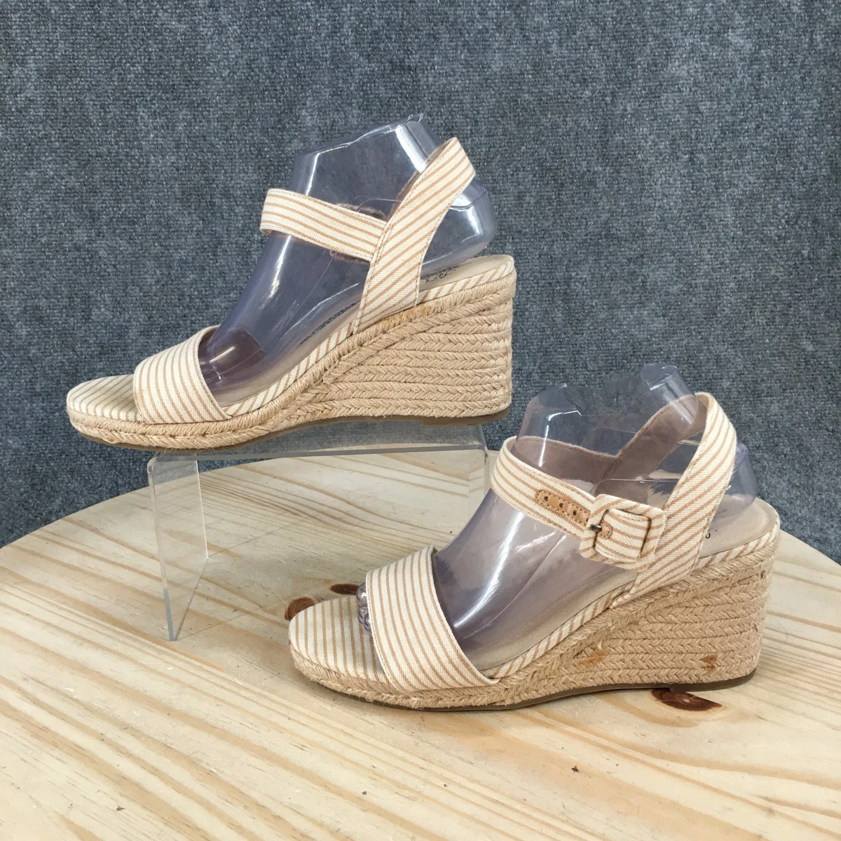 LifeStride High (3-3.9 in) Heel Height Wedge Sandals for  display picture 2