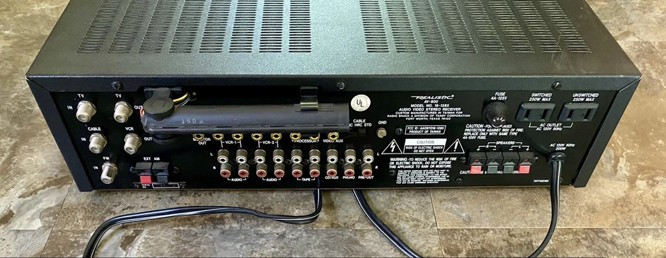 Realistic AV-900 Audio Video Stereo Receiver - Image 2 of 3