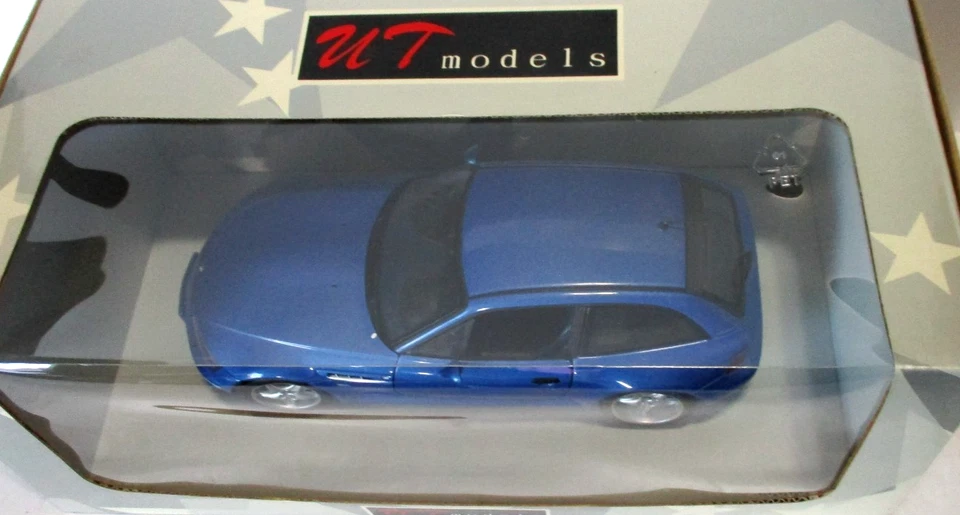 UT Models 1/18 Scale, BMW Series Z3 M coupe, NEW - Image 3 of 4