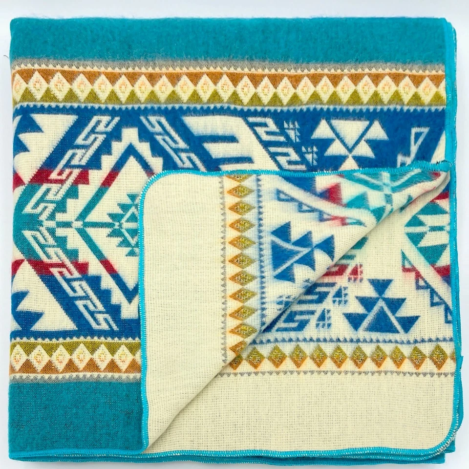 EXTRA LARGE SOFT & WARM ALPACA WOOL BLANKET 79x96" AZTEC PATTERN TURQUOISE - Image 4 of 4