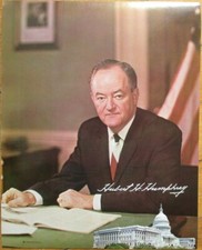 Hubert H Humphrey, Capitol Building 1965 Glossy 8x10 Portrait Print, 500 Pieces