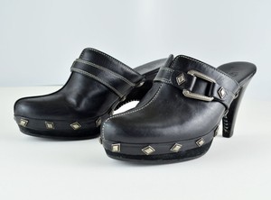 cole haan women's clogs