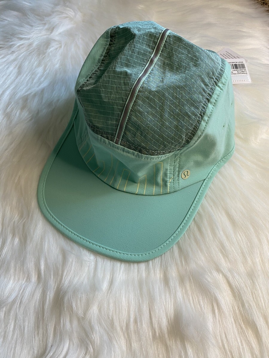 Lululemon Drawcord Hiking Cap in Wild Mint/Dewy NWT [J16] NWT Lululemon Drawcord Hiking Cap S/M Wild Mint/Dewy main image 2