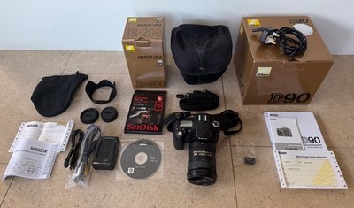 NIKON D90, 18-200mm VR Zoom Lens, Camera & Lens Cases, Charger, Boxed Immaculate
