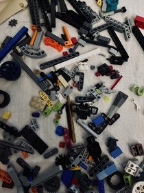 LEGO LOT w/ Star Wars Rathtar Escape & Technic  RANDOM  1.3 LBS Parts & Pieces