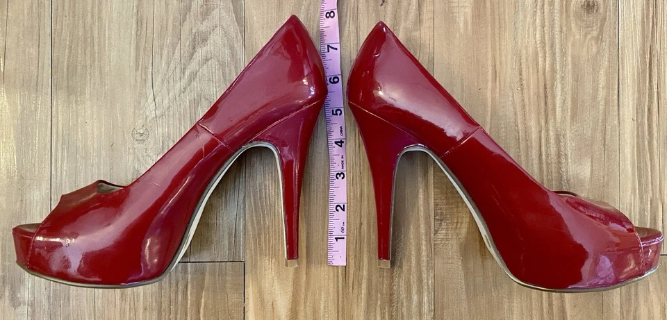 Mujer Rojo Charol Tacones Talla 8 Peep Toe Suavemente Usados Foto 2 de 4