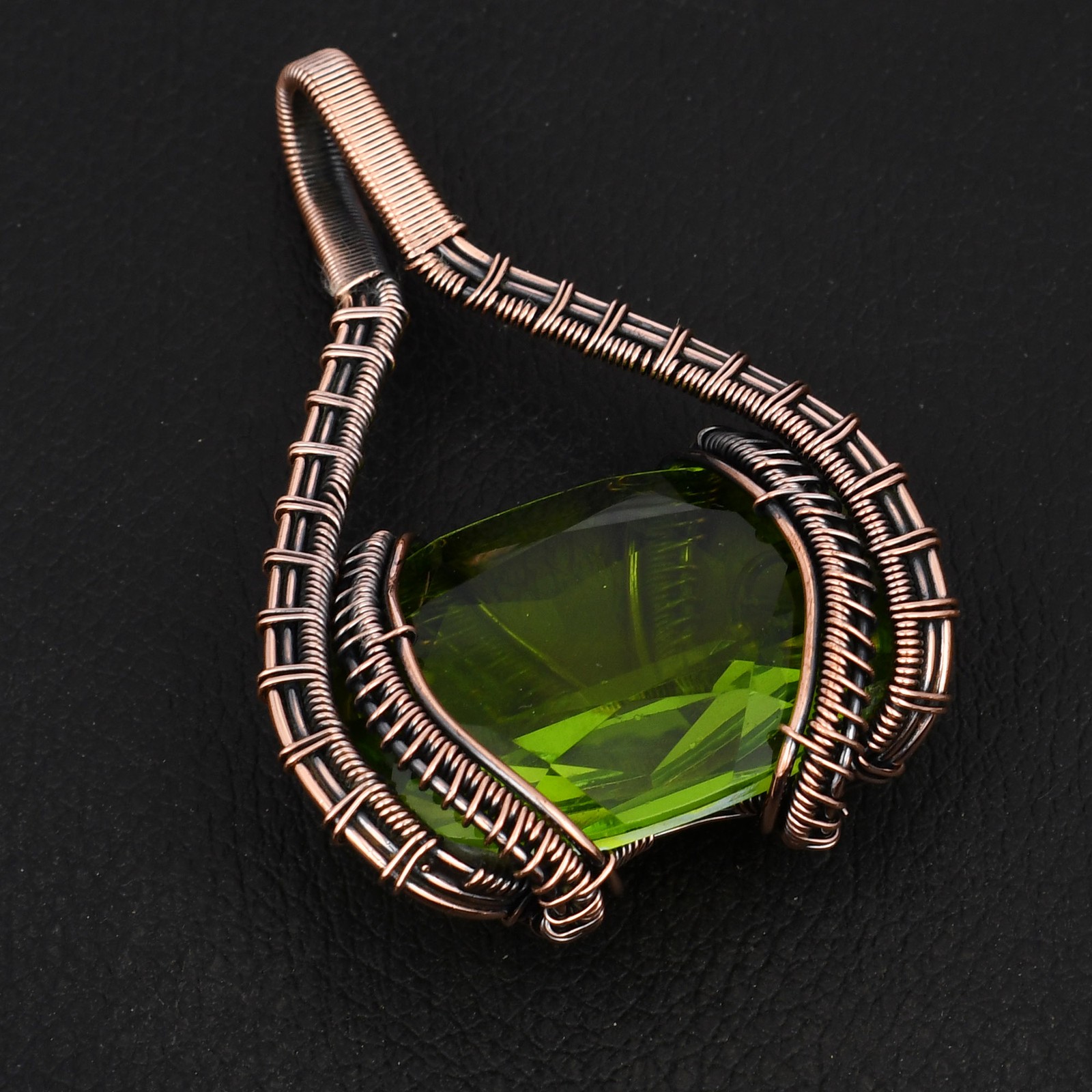 Peridot Gemstone Ethnic Handmade Copper Wire Pendant Jewelry 2.6